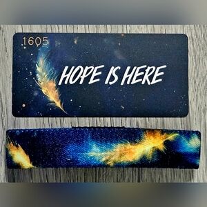 ZOX "HOPE IS HERE" #1605 INTERACTIVE COLLECTIBLE NEW MEDIUM FEATHER WRISTBAND